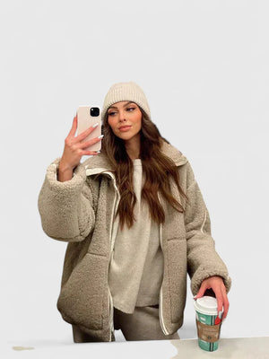 Tia | Comfortable Jacket Aurevea Atelier