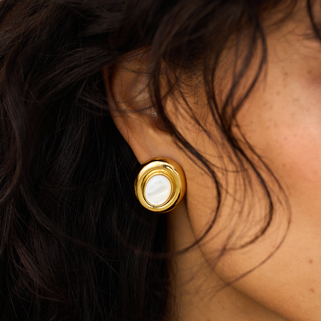 Ameliyana | Stud Earrings 18k Gold Aurevea Atelier