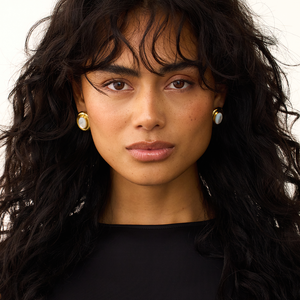 Ameliyana | Stud Earrings 18k Gold Aurevea Atelier