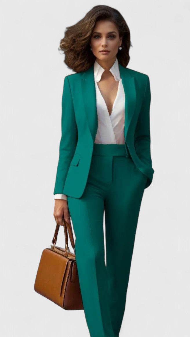 Jenevieve | Sophisticated Suit Aurevea Atelier
