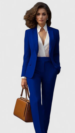 Jenevieve | Sophisticated Suit Aurevea Atelier