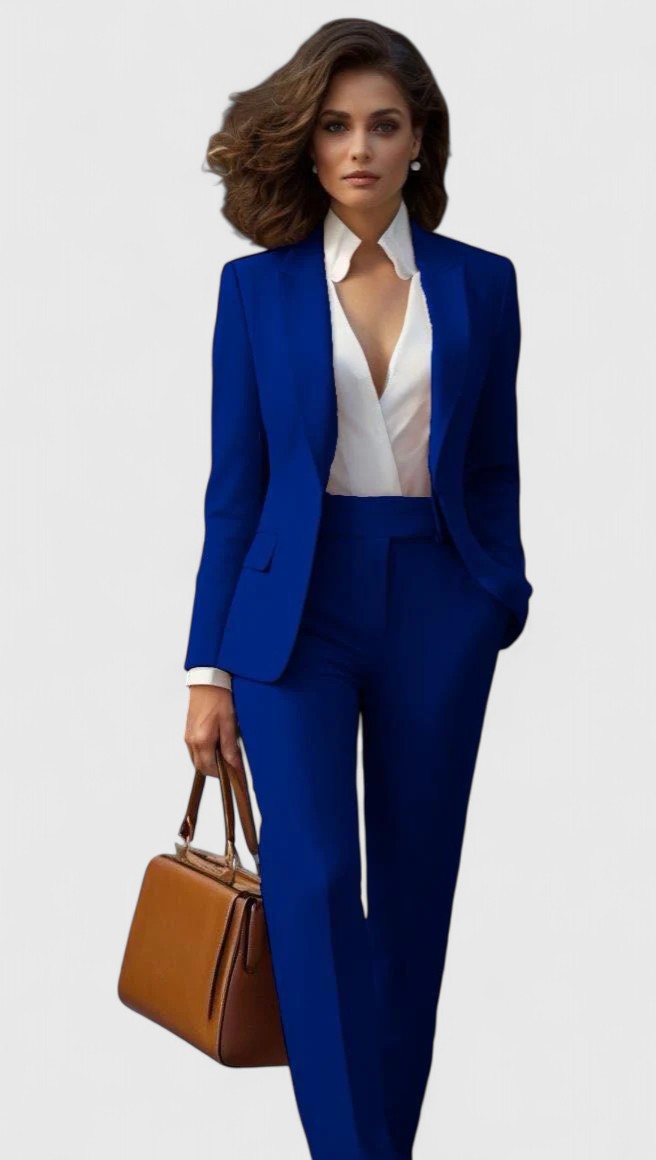 Jenevieve | Sophisticated Suit Aurevea Atelier
